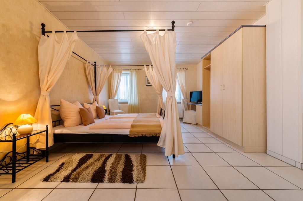 Moselhotel Ludwigs Köwerich الغرفة الصورة